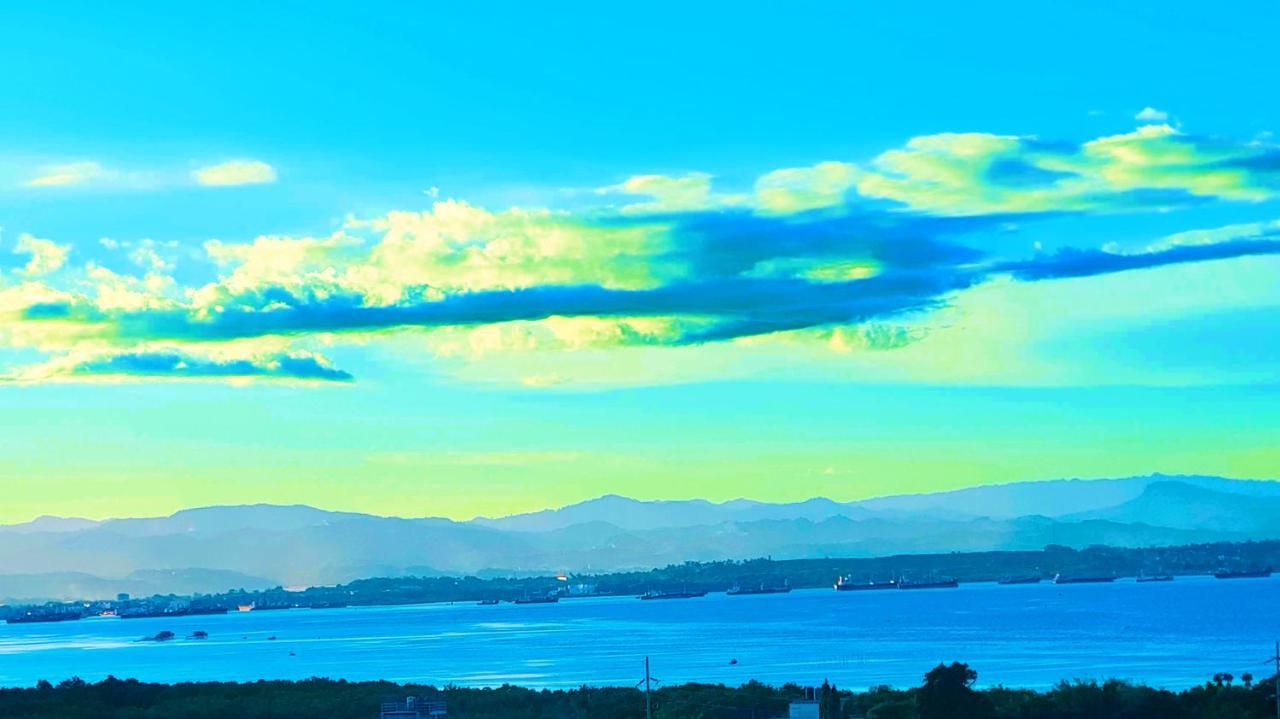Mactan Newtown - New Modern Condo With Ocean View 麦克坦 外观 照片