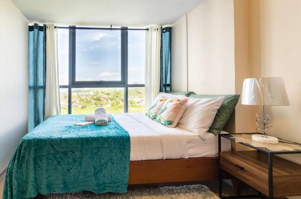 Mactan Newtown - New Modern Condo With Ocean View 麦克坦 外观 照片